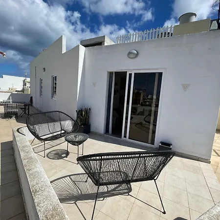 Penthouse Steps From Stunning Balluta Bay Appartement Sliema